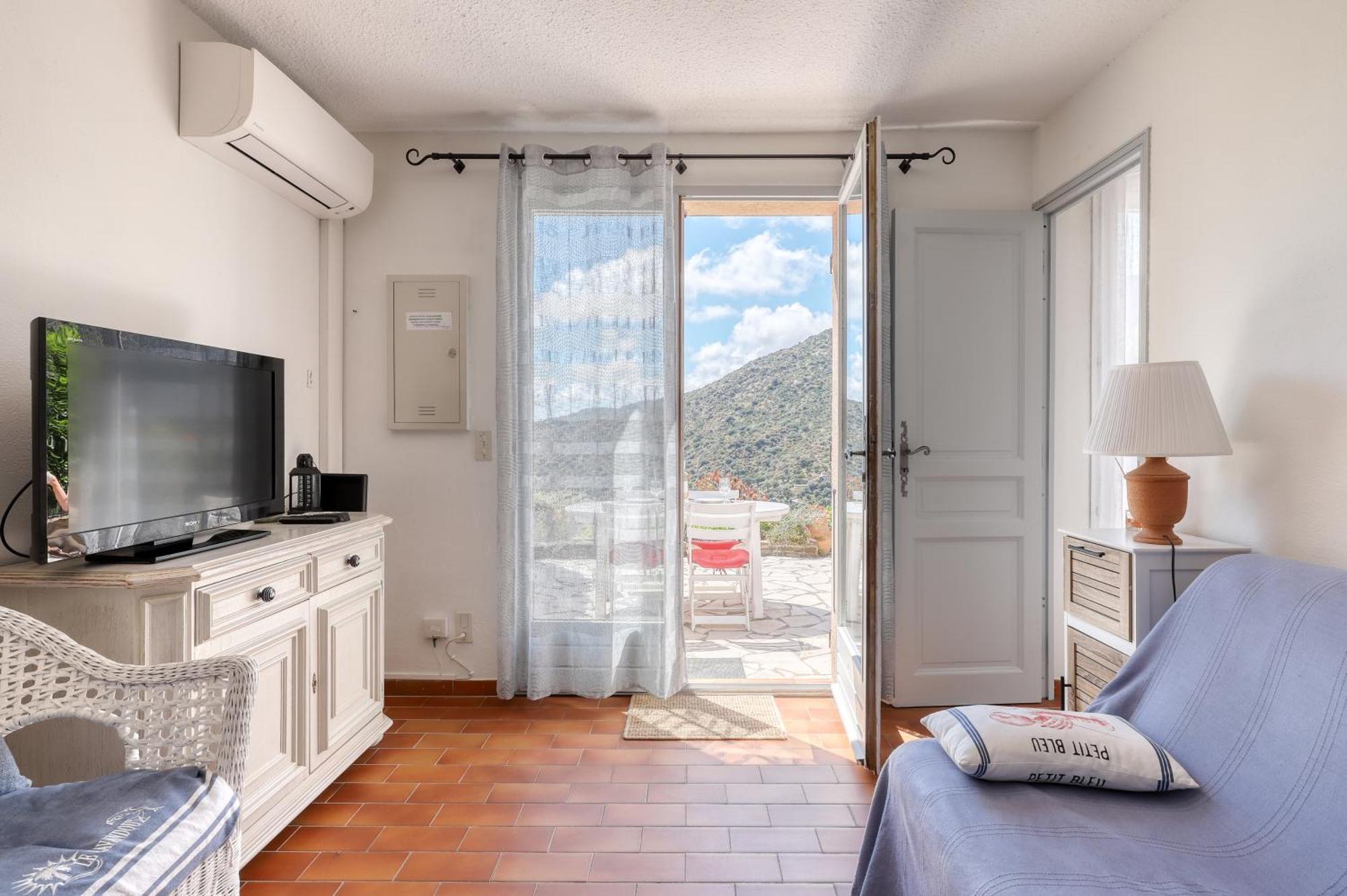 Ferienwohnung Exceptional View In Saint-Clair For 4 People Le Lavandou Exterior foto