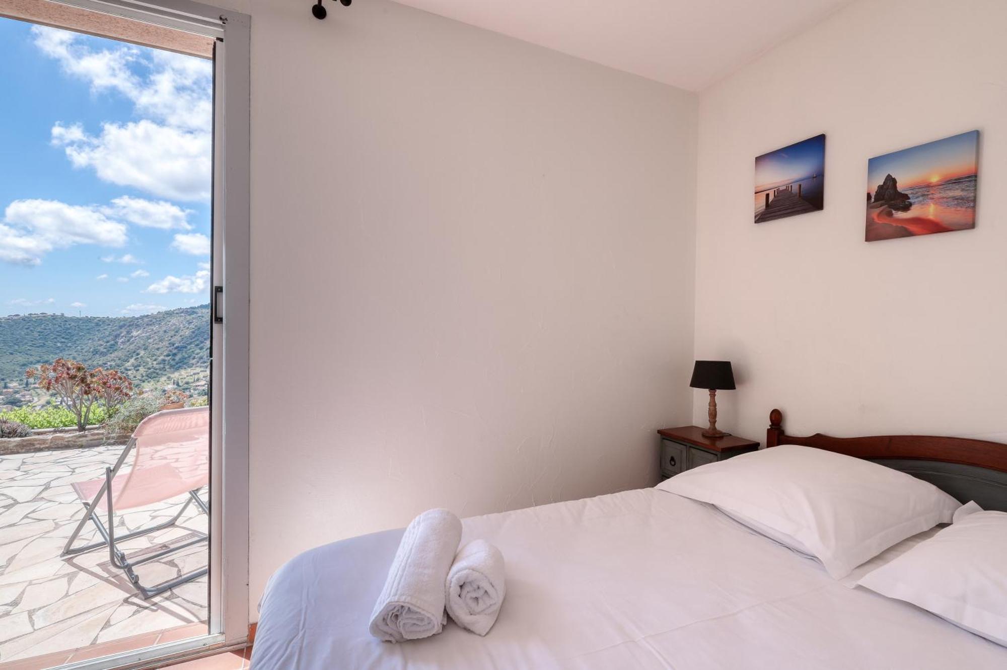 Ferienwohnung Exceptional View In Saint-Clair For 4 People Le Lavandou Exterior foto